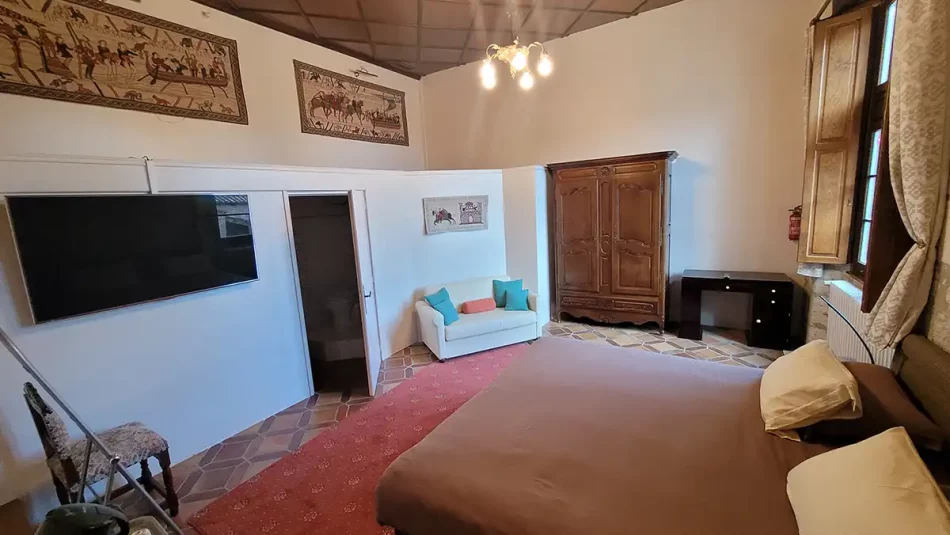 Chambre Double 2ème étage Cour