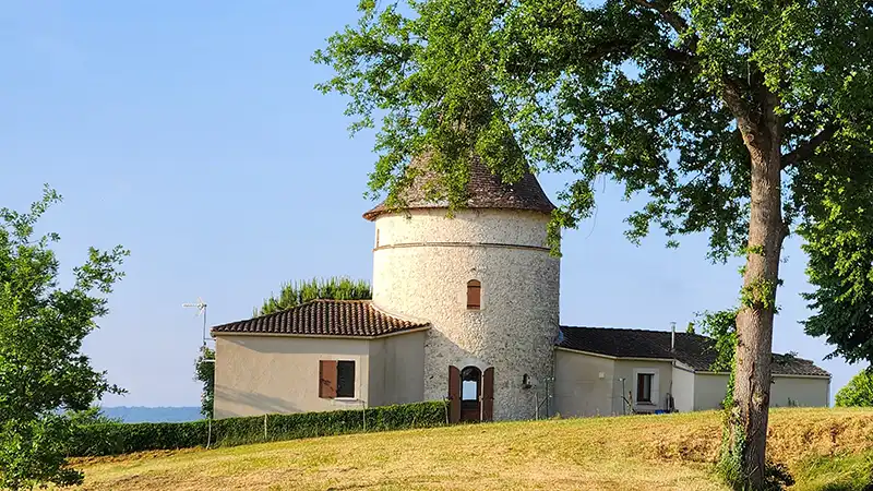 Le Pigeonnier holiday home
