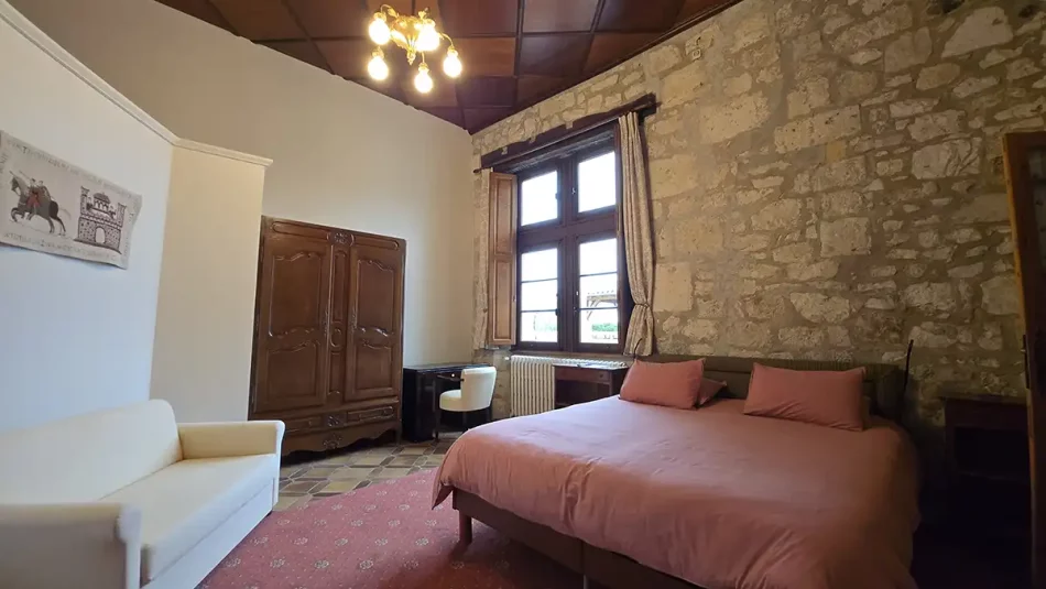 Chambre Double 2ème étage Cour